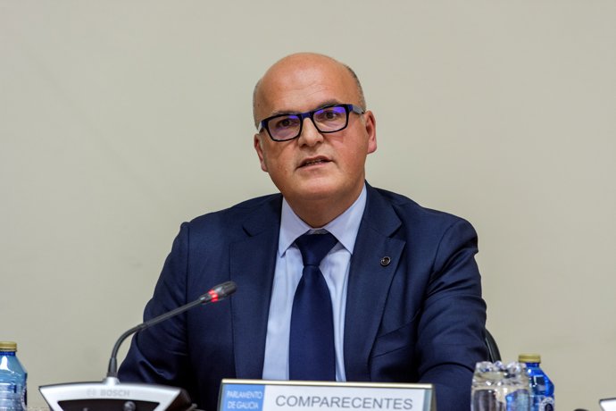 Deputación De Ourense Manuel Baltar, Na Comisión De Orzamentos Do Parlamento 021