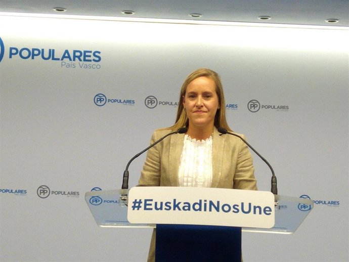 Amaya Fernández acusa al PNV de "hacer guiños al procés"