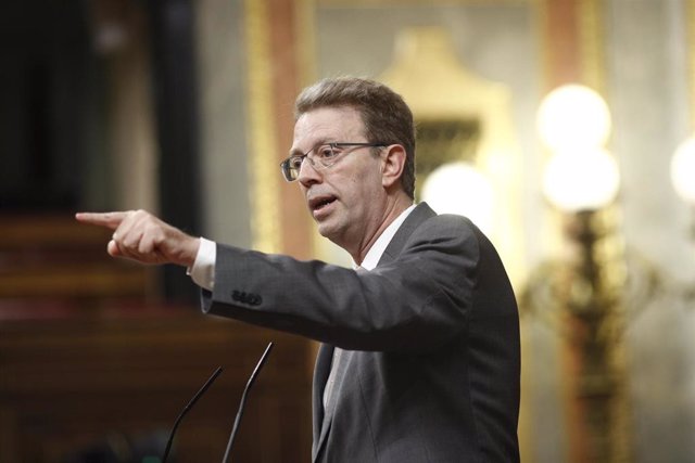 Debate en el Congreso sobre la senda de estabilidad presupuestaria del Gobierno