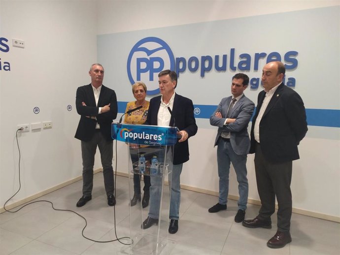 Vázquez durante su compartecencia con Paloma Sanz y Pablo Pérez