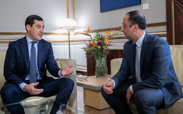 Reunión de Juanma Moreno y Alfonso Rodríguez Gómez de Celis