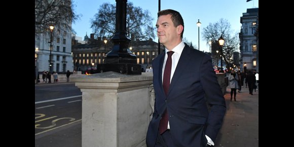6. Gobierno británico baraja dos opciones para el Brexit: apoyo del Parlamento a su plan o un largo aplazamiento