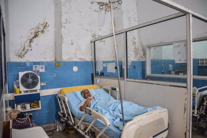 Una paciente en un hospital en Vargas