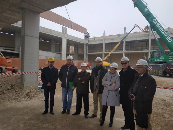 El presidente de la Diputación de Ciudad Real, José Manuel Caballero, y la alcal