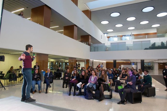 Charla de Agustín Gómez, cofundador de Wallapop, en la Universidad de Navarra