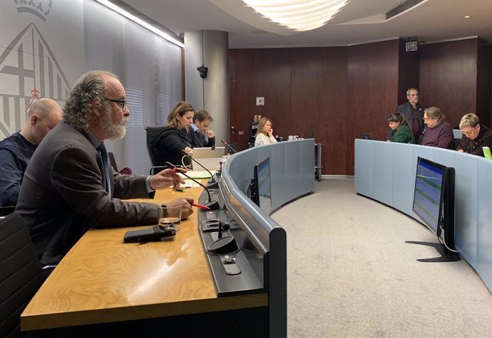 El comissionat de Seguretat de Barcelona, Amadeu Recasens, en comissió municipal