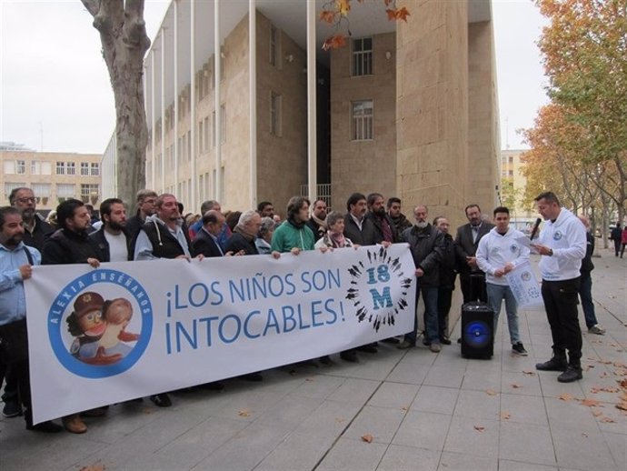 Manifestación en apoyo al 'Proyecto Alexia'