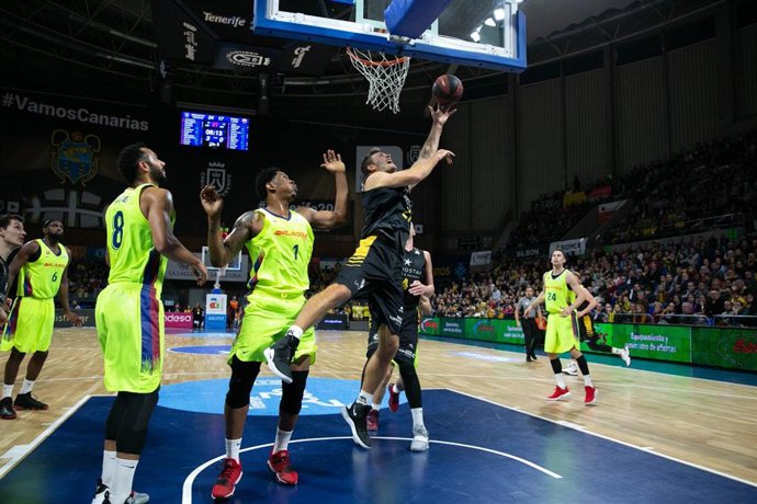 El alero del Iberostar Tenerife Tim Abromaitis