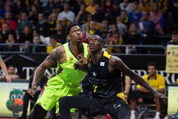 El pívot del Iberostar Tenerife Mamadou Ndiaye Niang