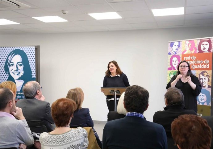 Higueras y Mayer presentan el Espacio de Igualdad  Carme Chacón