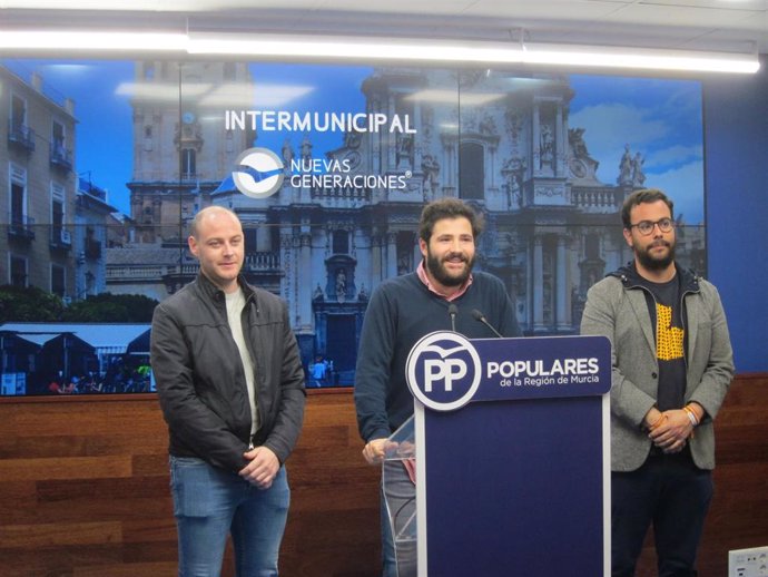 El Secretario General Del Nuevas Generaciones De La Región De Murcia, Pablo Robl