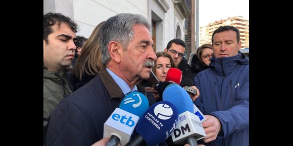 9. Revilla estima que la no aprobación de los PGE dejará a Cantabria sin 122 millones