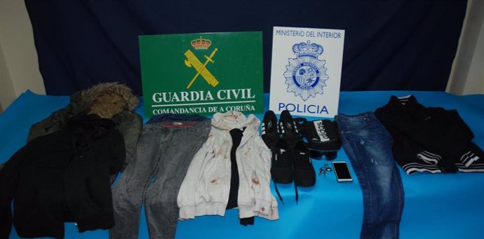 Detenido un hombre por varios atracos ocurridos en la provincia de A Coruña .