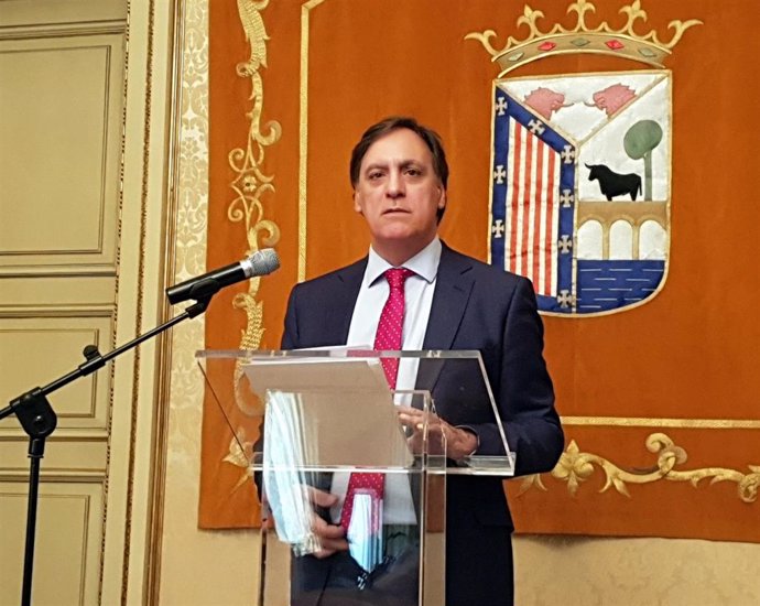 El alcalde de Salamanca, Carlos García Carbayo