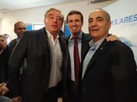 Casado exige a Rivera aclarar si pactará con el PSOE como en 2015: "¿Está dispuesto a revalidar el pacto del abrazo?"