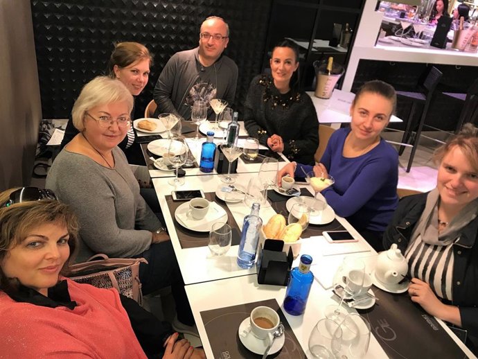 Turismo costa del sol presenta su oferta de lujo a agentes de viajes rusos