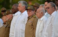 Cuba denuncia "una aventura militar" de Estados Unidos "disfrazada" de ayuda a Venezuela