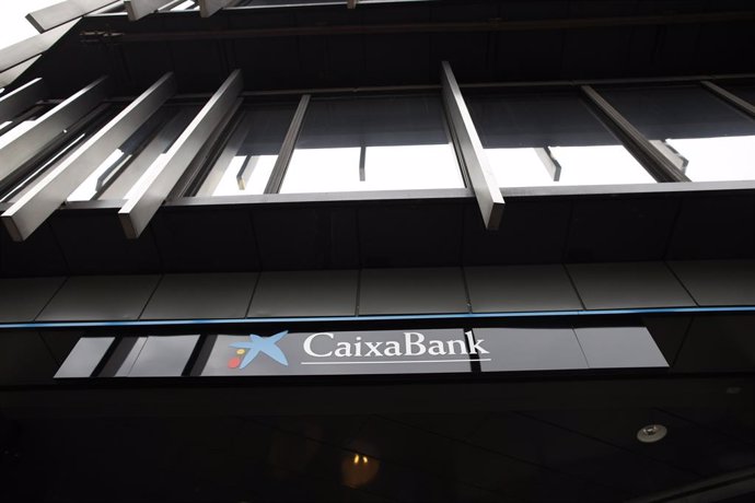 CaixaBank planteja un ERO per a 2.157 treballadors