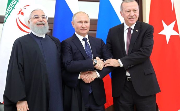Hasán Rohani, Vladimir Putin y Recep Tayyip Erdogan
