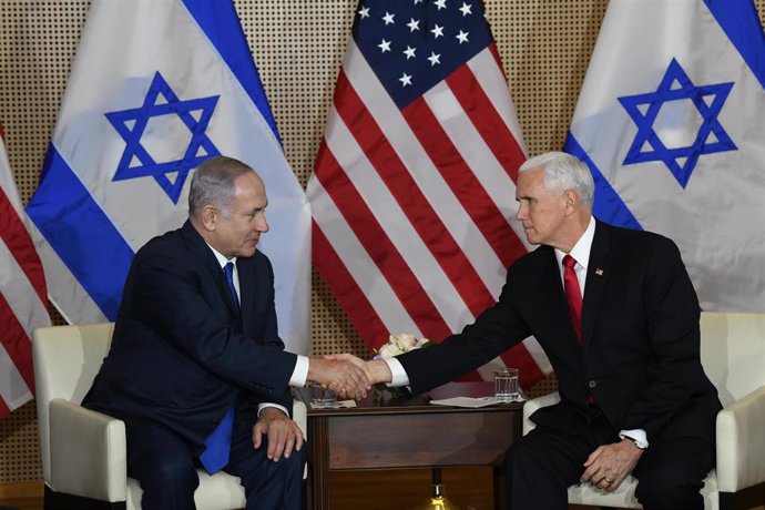 El primer ministro de Israel, Benjamin Netanyahu, y el vicepresidente de EEUU, M