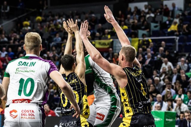Basket: Copa del Rey ACB - Iberostar Tenerife v Unicaja