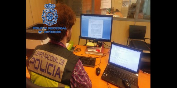 7. Cinco detenidos en Navarra como presuntos autores de estafa y blanqueo a través de 'mulas de dinero'