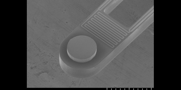 7. Un LED en polarización inversa para enfriar dispositivos electrónicos