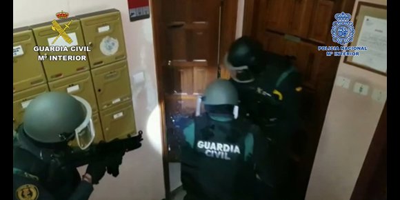 7. Desarticulado un grupo en Tenerife especializado en robar con armas de fuego a otras redes criminales de narcotráfico
