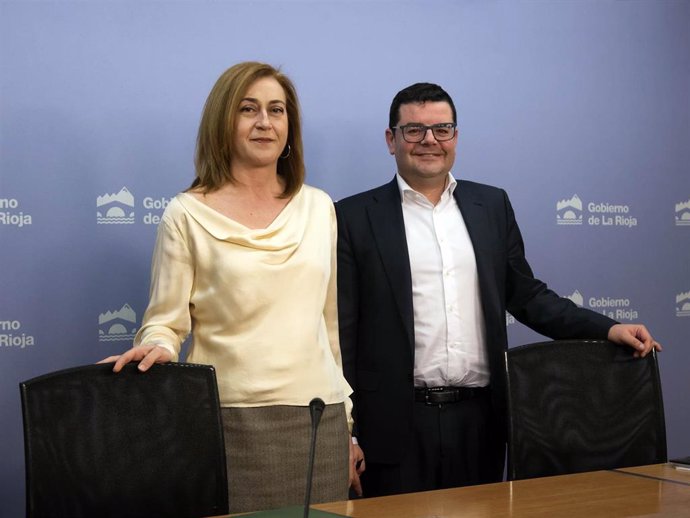Martínez Arregui y Domínguez comparecem tras el Consejo de Gobierno