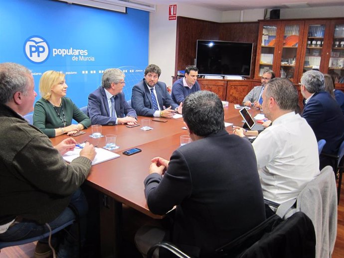 El Presidente Del PP Regional, Fernando López Miras,  Preside La Reunión Del Com