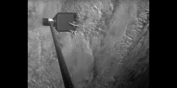 5. VÍDEO Un nuevo satélite estrena un arpón para capturar basura espacial