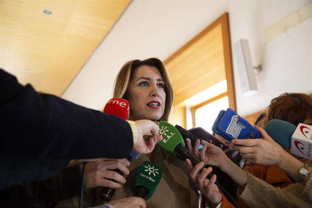 La presidenta del Grupo Parlamentario Socialista y secretaria general del PSOE-A