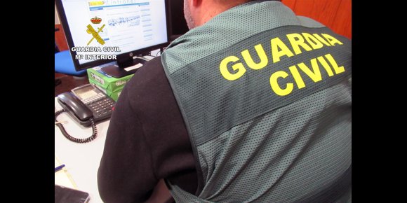 8. Guardia Civil detiene a una persona e investiga a otras tres por simulación de delitos y estafa
