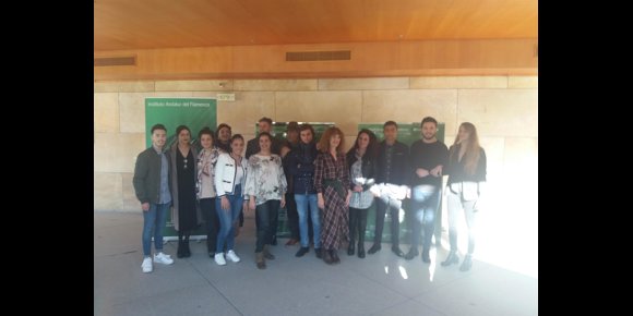 7. Alicia Morales, La Yiya y El Boleco, en la 'Nueva factoría del cante' del Teatro Alhambra de Granada