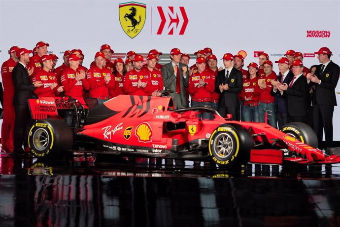 Ferrari presenta el nuevo monoplaza 'SF90'