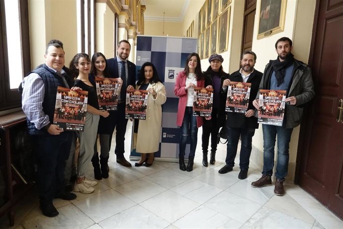 El Ayuntamiento De Málaga Informa: Comediantes Malagueños Teatro Representa Una 