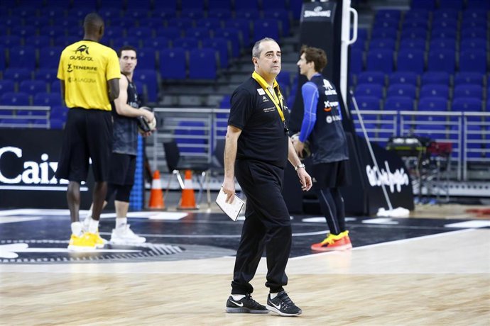 Txus Vidorreta en el entrenamiento del Iberostar Tenerife
