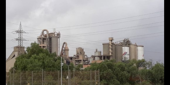 4. Trabajadores de Cemex en Gádor (Almería) ratifican el acuerdo aunque lamentan el cierre