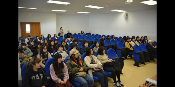 1. Un grupo de 46 universitarias japonesas visitan Soria trabajo para formarse sobre la Dieta Mediterránea