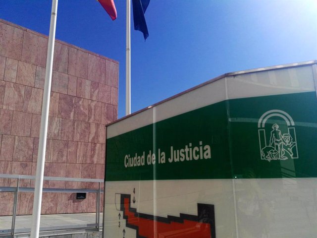 Ciudad de la Justicia de Málaga. Fachada