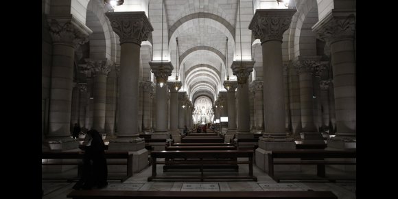 6. Els Franco demanaran al Suprem paralitzar l'exhumació de manera immediata