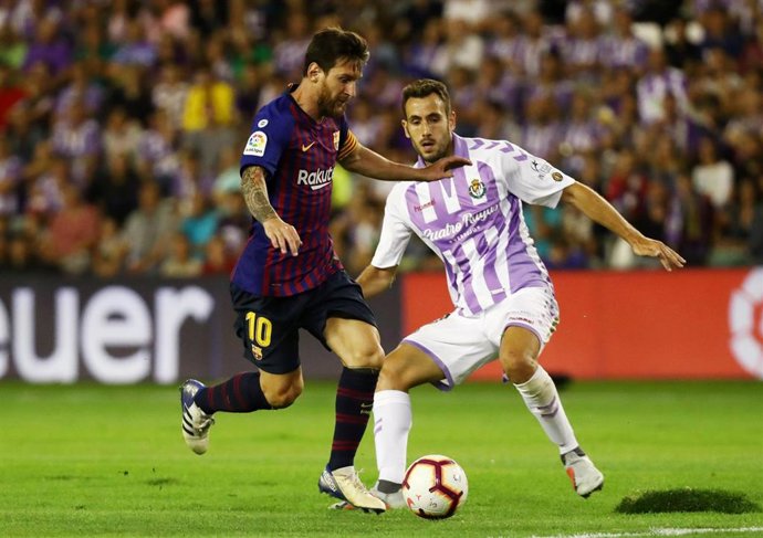 Leo Messi Kiko Olivas Real Valladolid FC Barcelona