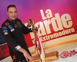 El cortador de jamón Nico Jiménez