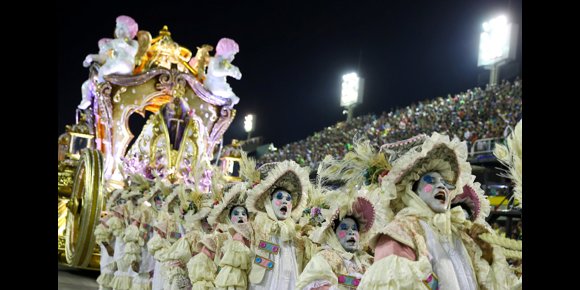 10. El Carnaval de 2019 dejará más de 1.800 millones en la economía de Brasil