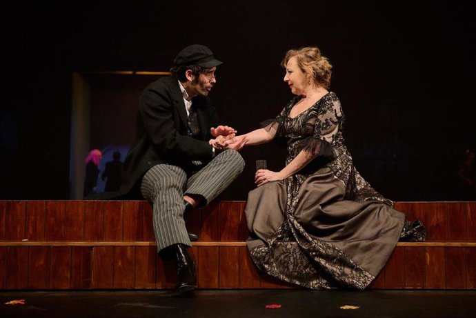 Tamar Novas e Carmen Machi en 'O xardín das cerdeiras'