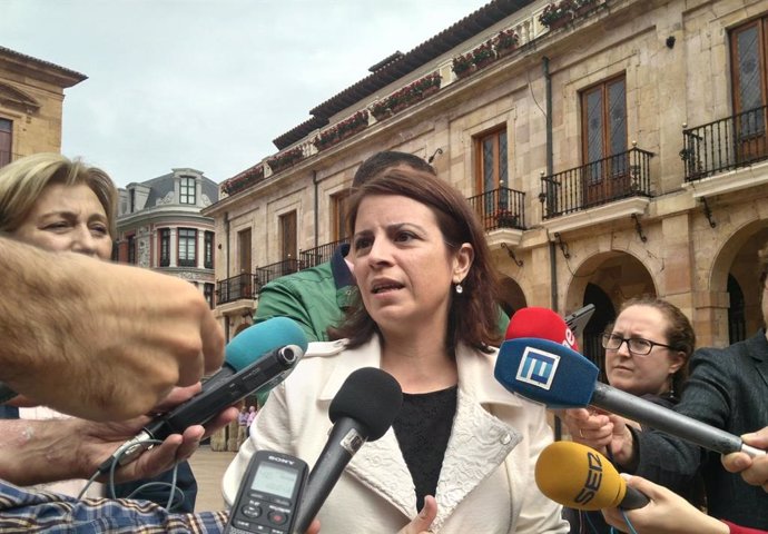Adriana Lastra en Oviedo
