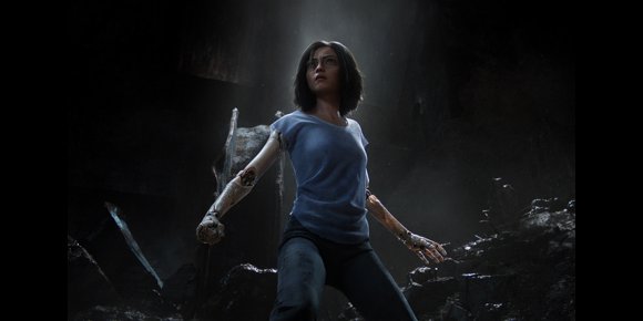 7. ¿Quién es el misterioso personaje que aparece al final de Alita: Ángel de combate?