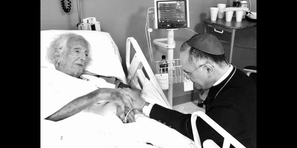 6. En estado grave el poeta nicaragüense Ernesto Cardenal, figura clave de la Teología de la Liberación
