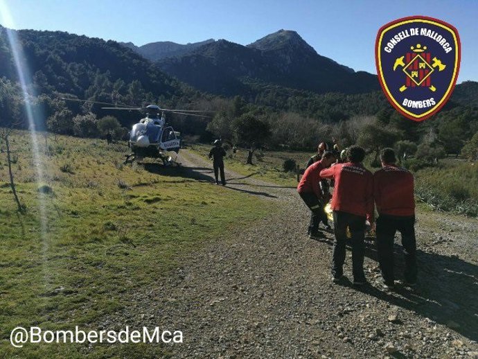 Trasladan en helicóptero a una mujer lesionada cerca de Lluc