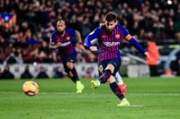 Triunfo por inercia de un Barça sin adornos